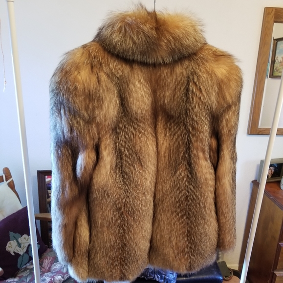 Ladies Fox Fur Coat - Picture 2 of 2